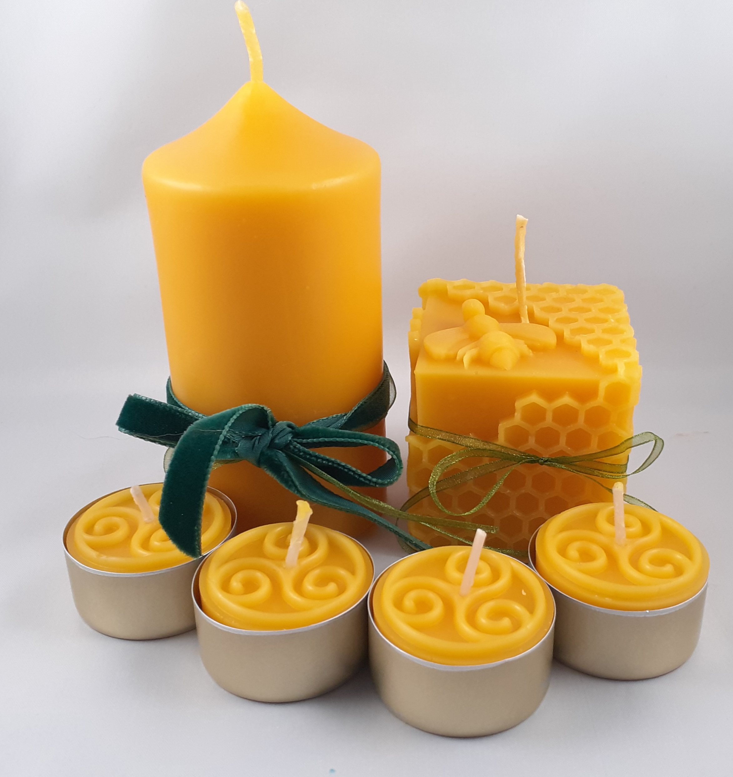 Christmas Beeswax Candle Gift Set Small